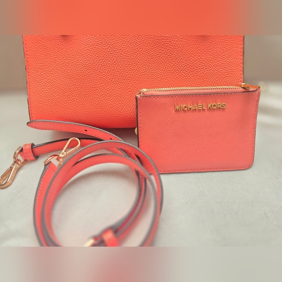 Michael Kors Coral Satchel and Wallet Set - Almost New Condition - Picture 3 of 8
